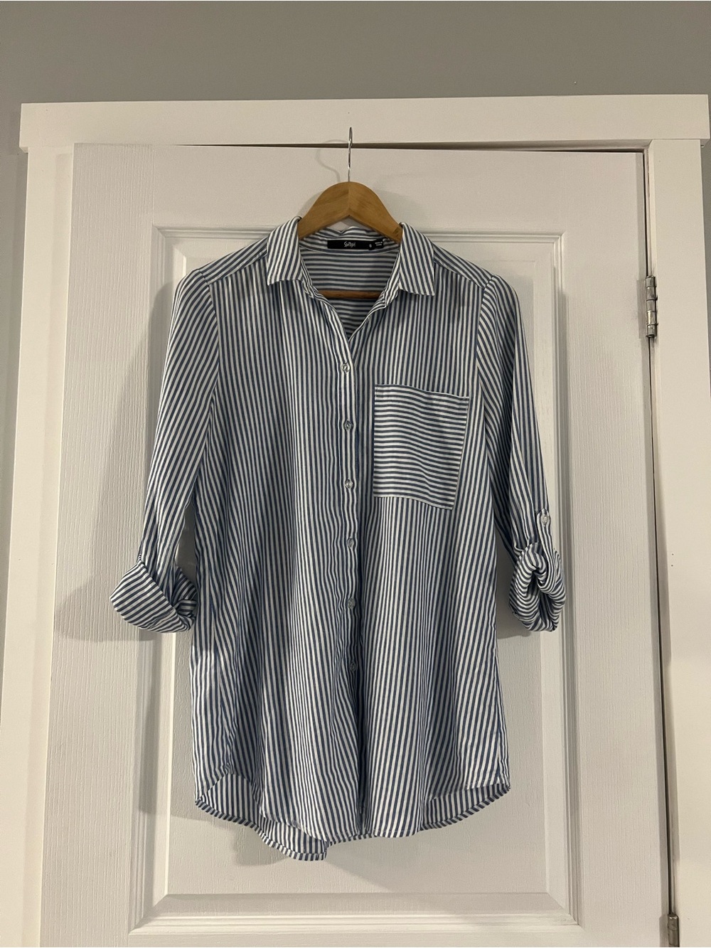 Sportsgirl Blue and White Striped Button-Down Shirt